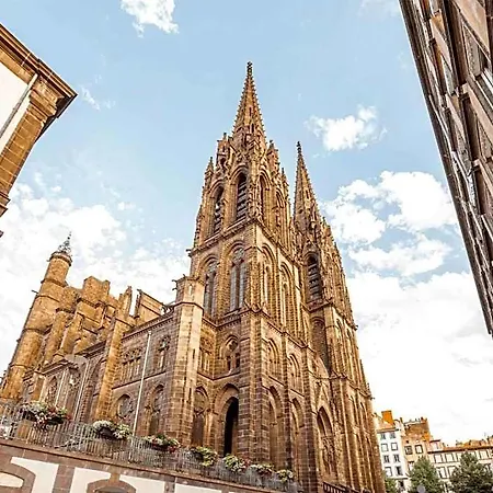 Hi * Clermont-Ferrand
